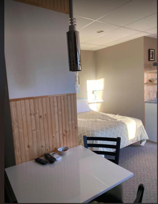 La Spacieuse Riverstone Citq3O1849 Saint Pierre de Broughton エクステリア 写真